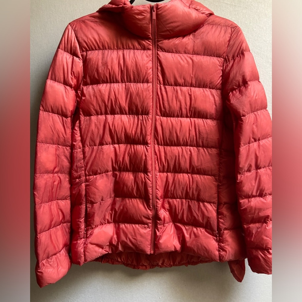 Uniglo Women's Burnt Orange  Puffer Jacket